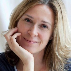 Picture of Julie Findlay